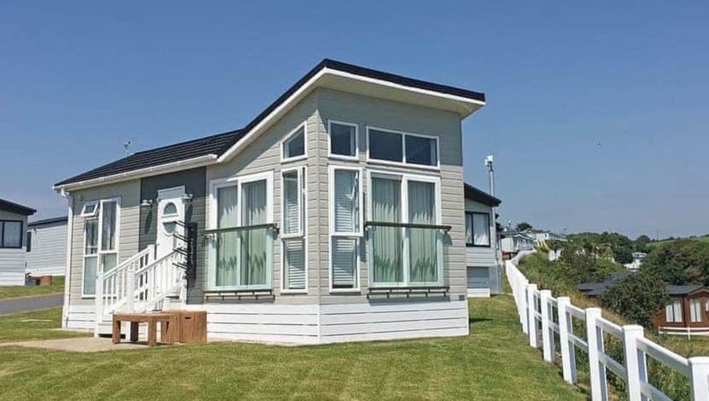 Sandymouth Holiday Resort, Tintagel Beach Shack